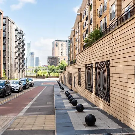 Stylish 2 Bed Manchester Flat Экстерьер фото