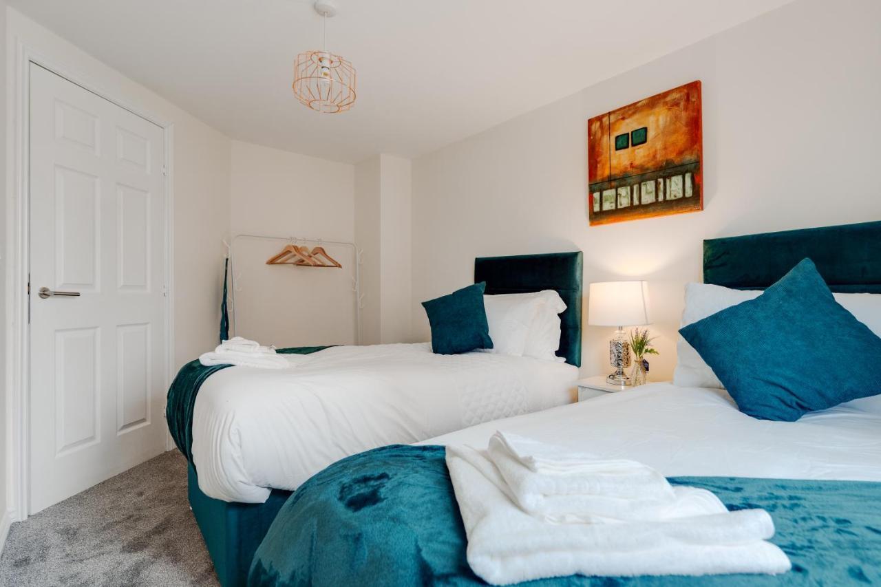 Stylish 2 Bed Flat Апартаменты Манчестер