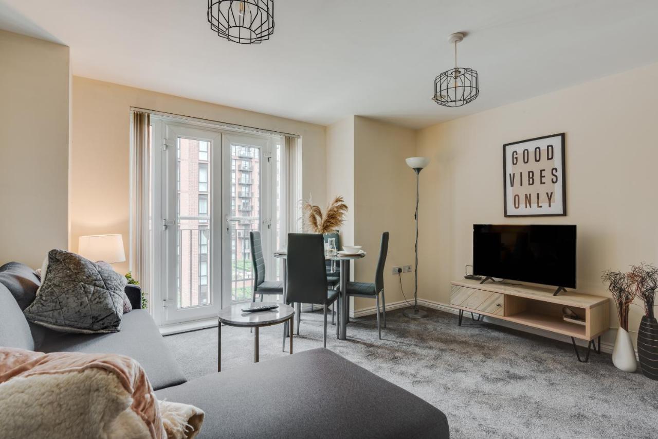 Apartment Stylish 2 Bed Flat Manchester